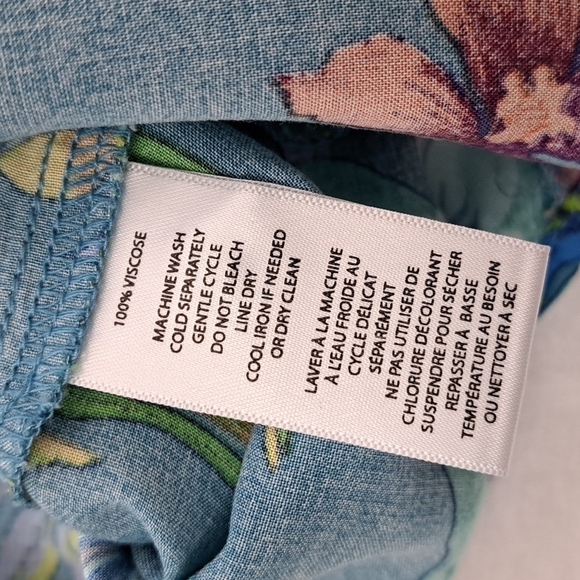 BeachLunchLounge Paradise Teal Sleeveless Button-Up | Tropical Print | M NWT - Picture 8 of 8